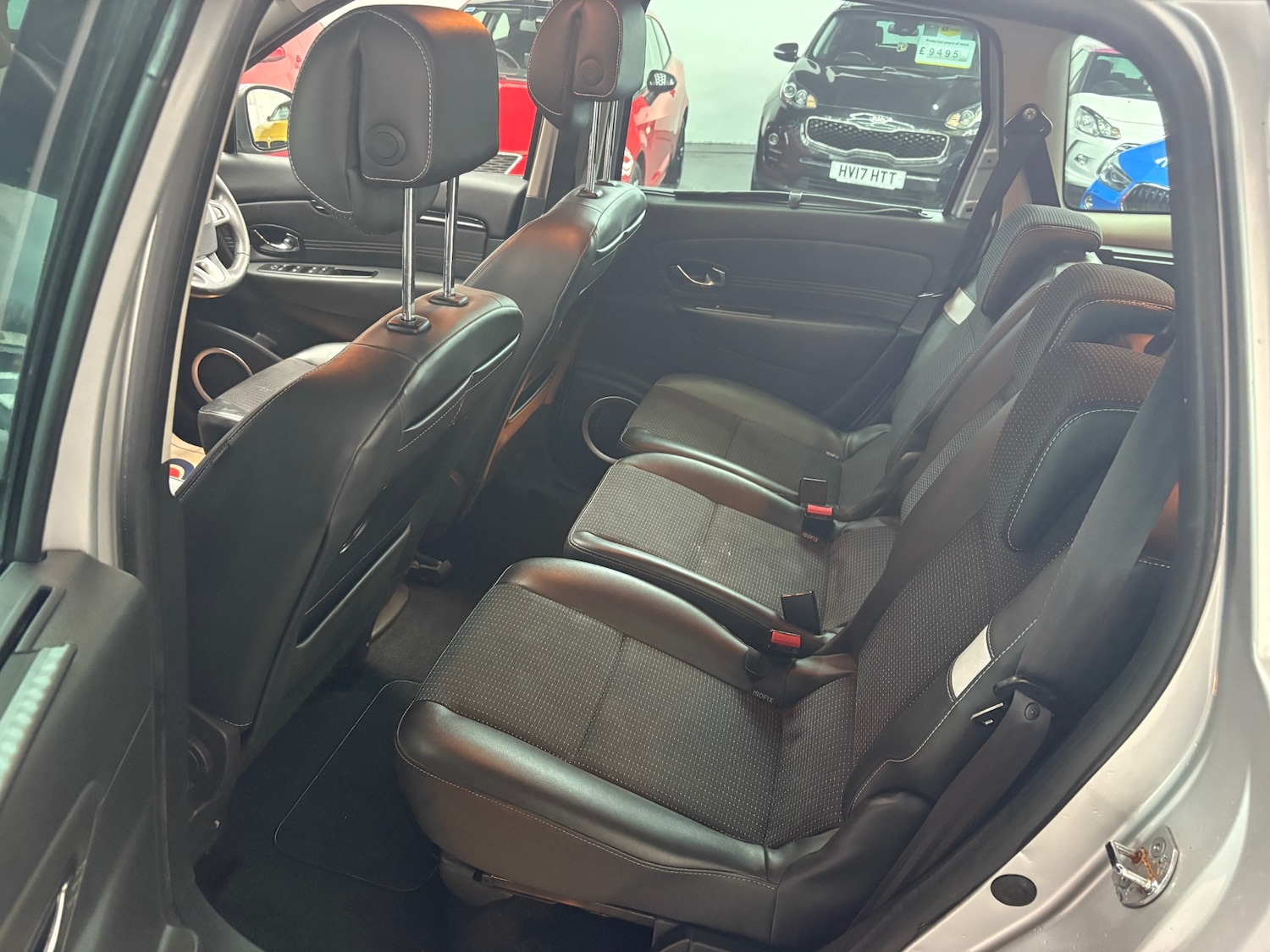 Used Renault Grand Scenic 2011 for sale - 77298730: Photo 7