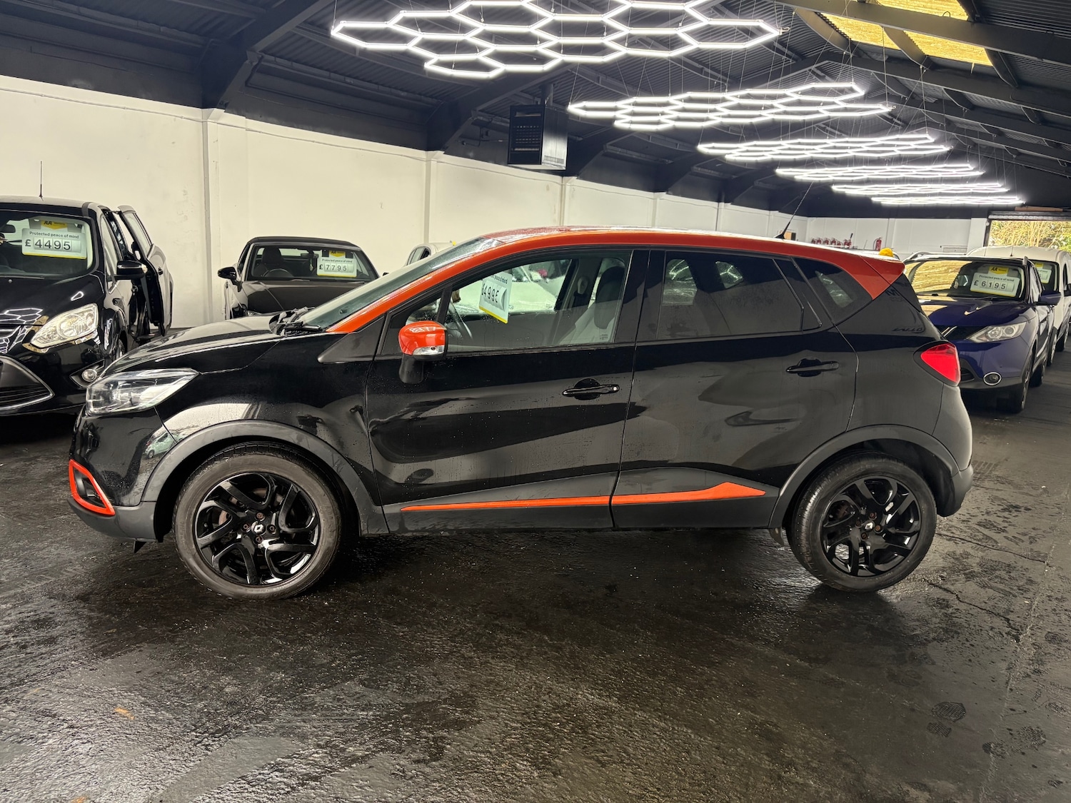 Used Renault Captur 2013 for sale - 78044918: Photo 2