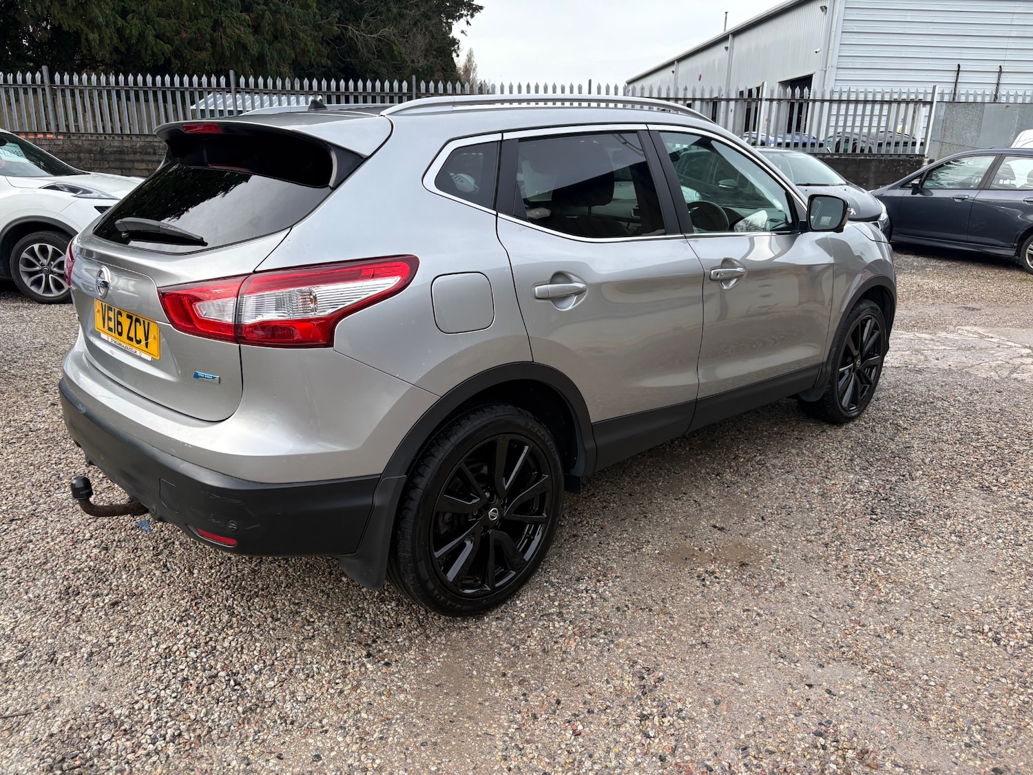 Used Nissan Qashqai 2016 for sale - 76477370: Photo 5