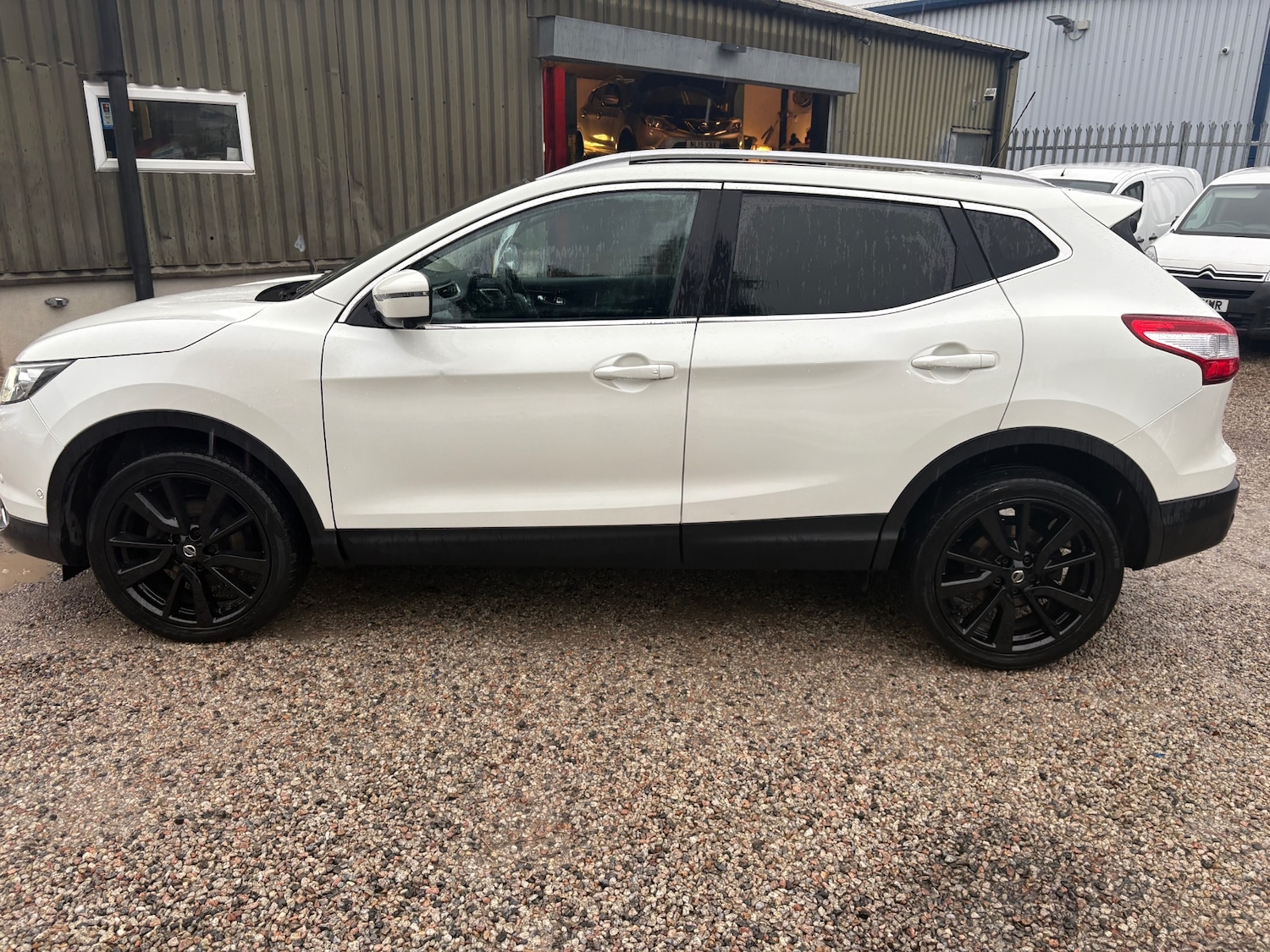 Used Nissan Qashqai 2016 for sale - 76344280: Photo 4