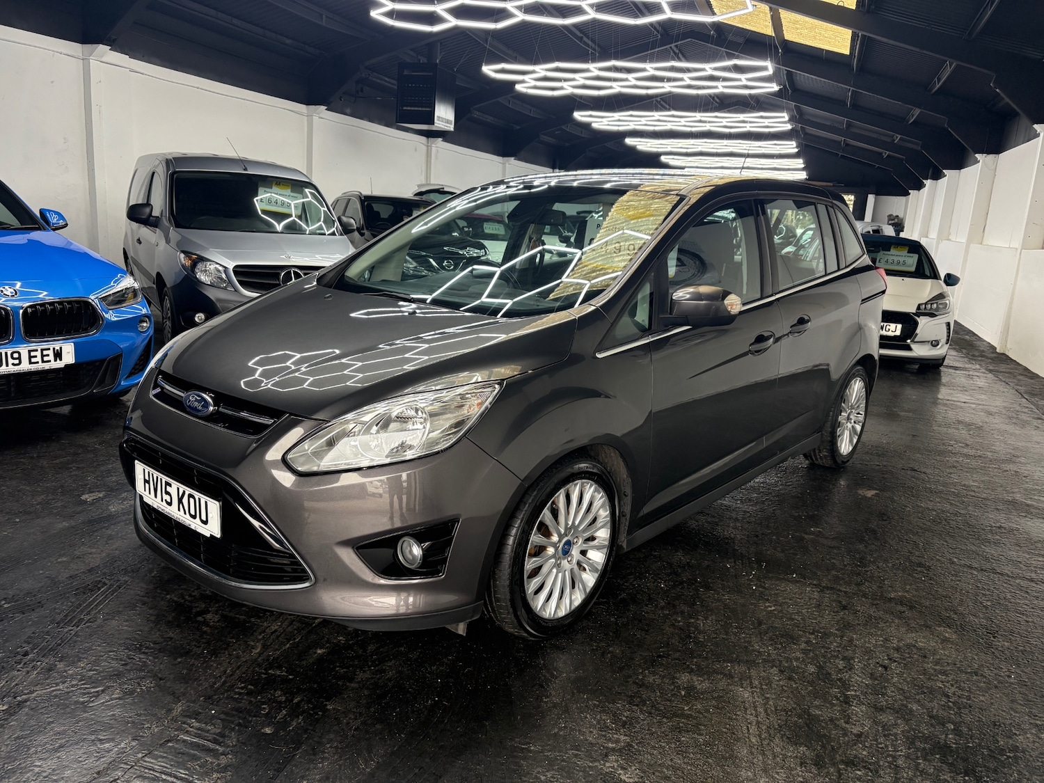 Used Ford Grand C-Max 2015 for sale - 77790375: Photo 3