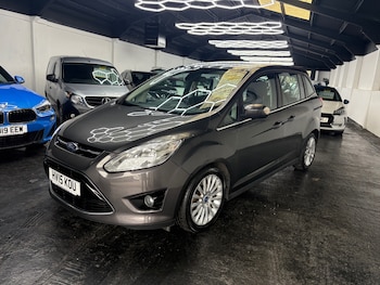 Used Ford Grand C-Max 2015 for sale - 77790375: Photo