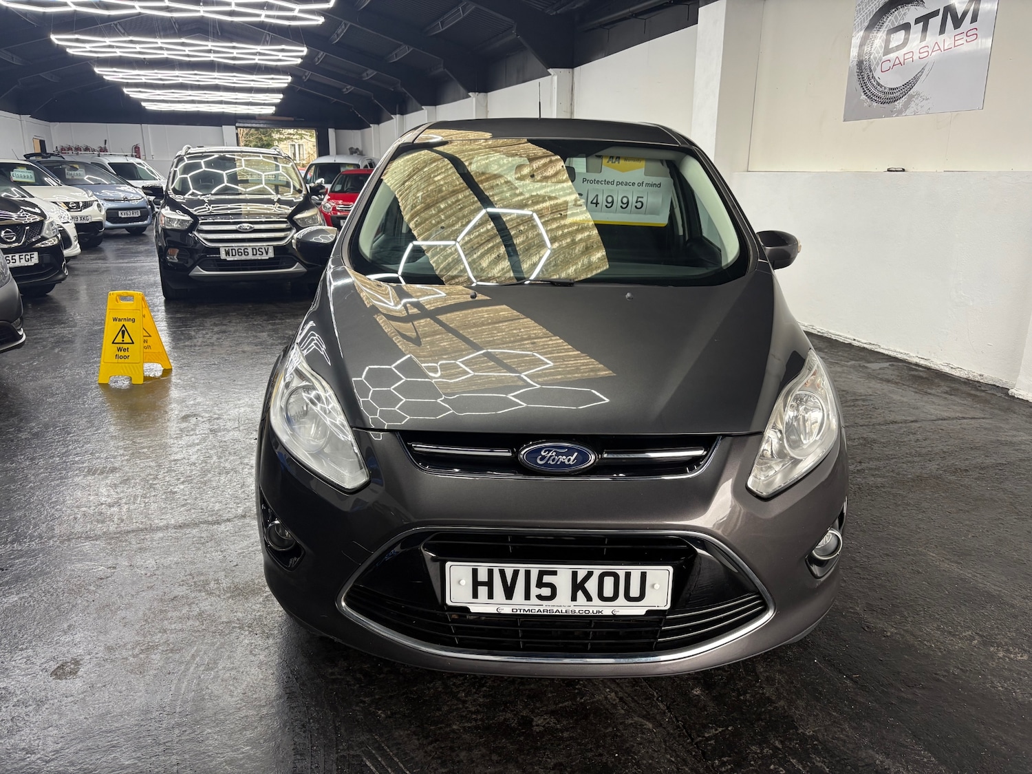 Used Ford Grand C-Max 2015 for sale - 77790375: Photo 4