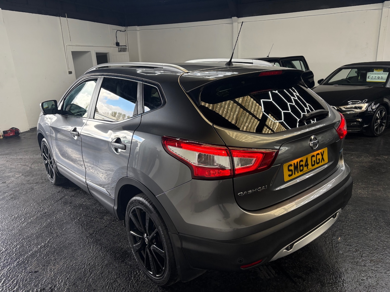 Used Nissan Qashqai 2014 for sale - 78018104: Photo 5