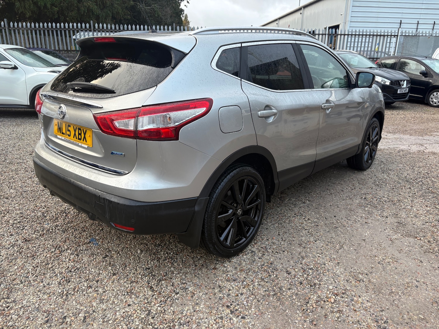 Used Nissan Qashqai 2015 for sale - 76384731: Photo 3