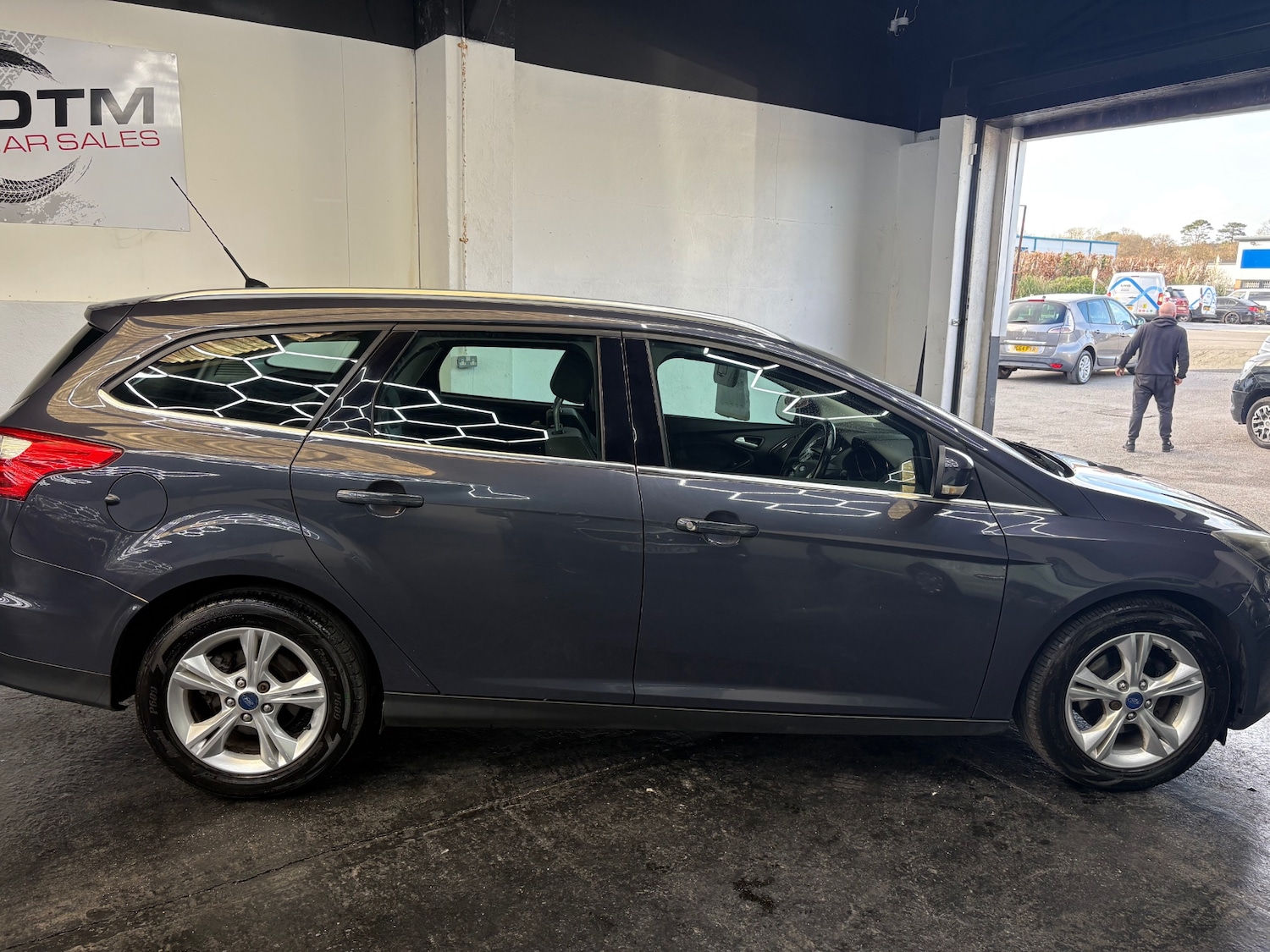 Used Ford Focus 2013 for sale - 77877972: Photo 9