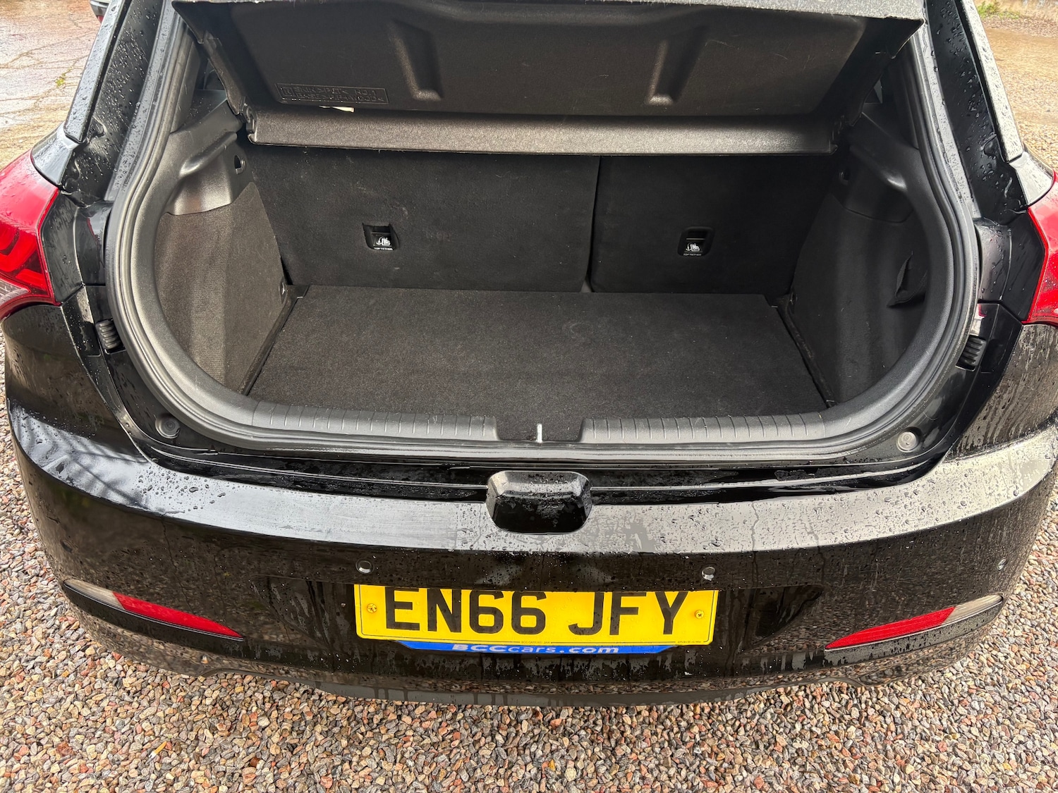 Used Hyundai i20 2017 for sale - 76776508: Photo 10