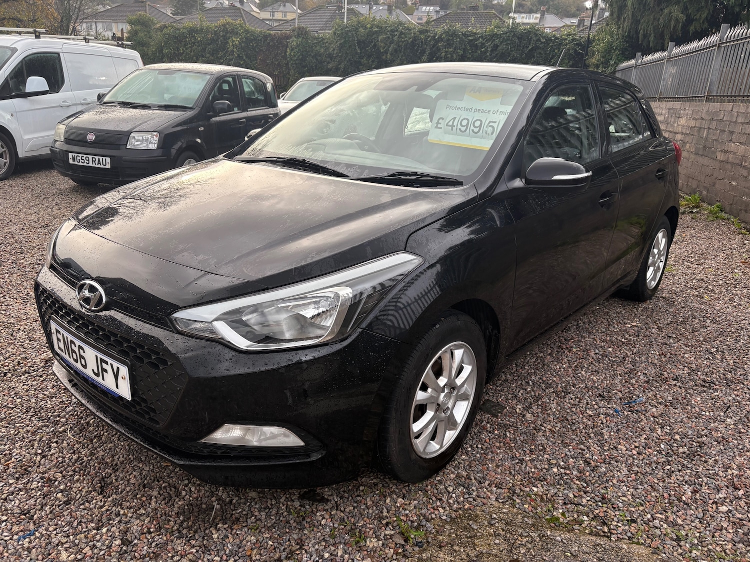 Used Hyundai i20 2017 for sale - 76776508: Photo 4