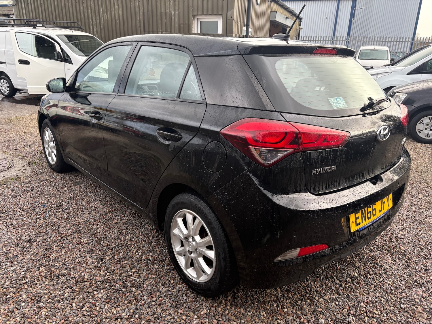 Used Hyundai i20 2017 for sale - 76776508: Photo 5
