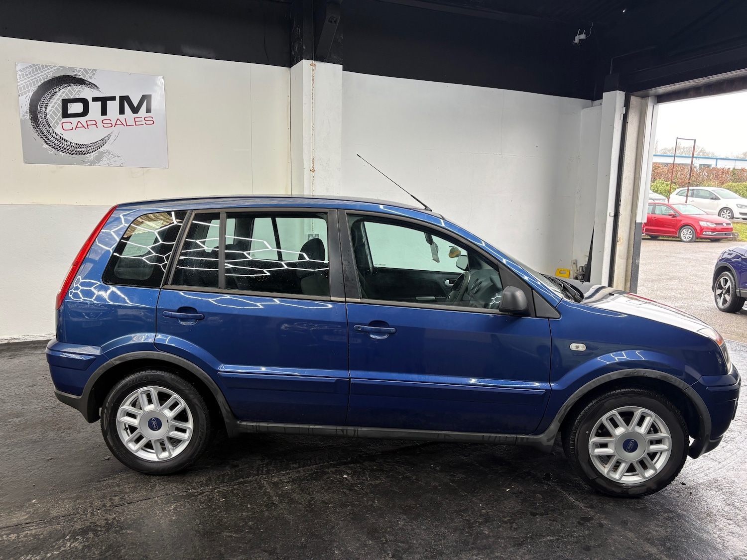 Used Ford Fusion 2009 for sale - 77998266: Photo 10