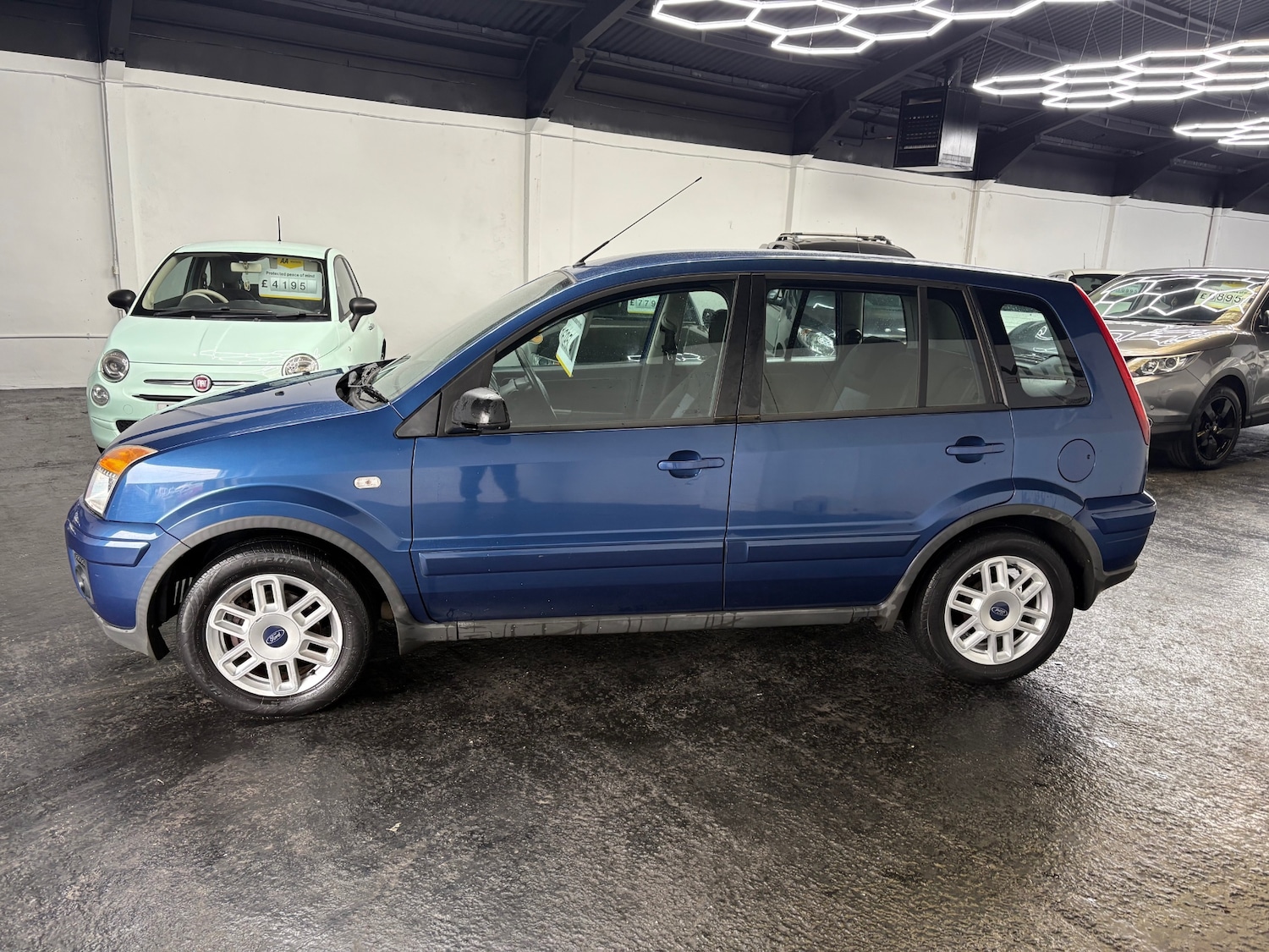 Used Ford Fusion 2009 for sale - 77998266: Photo 4