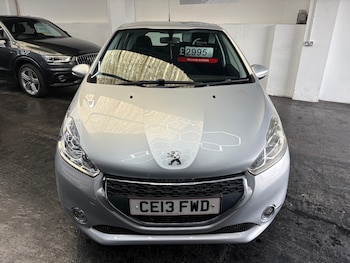 Used Peugeot 208 2013 for sale - 78858774: Photo