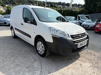 Used Peugeot Partner 2016 for sale - 75595934: Photo