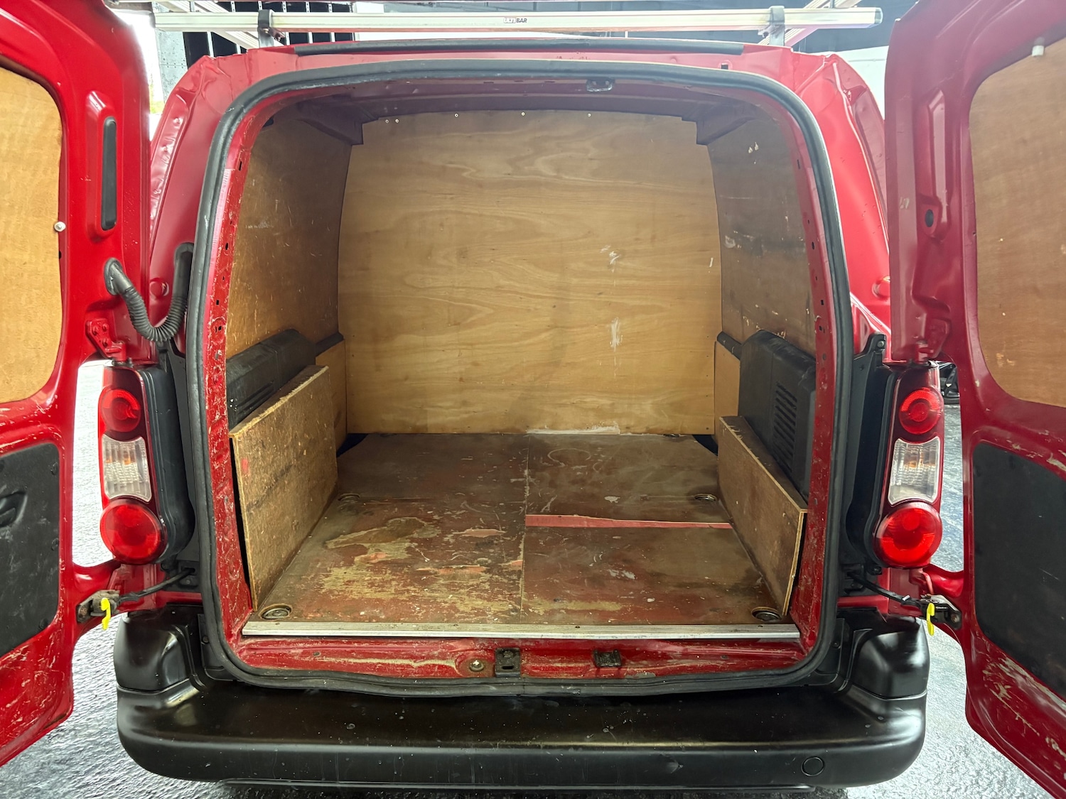 Used Peugeot Partner 2014 for sale - 77775266: Photo 9