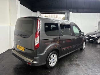 Used Ford Grand Tourneo Connect 2014 for sale - 77210665: Photo