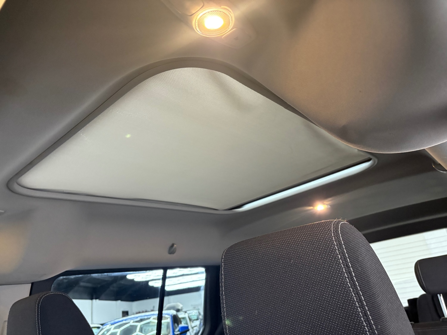 Used Ford Grand Tourneo Connect 2014 for sale - 77210665: Photo 9