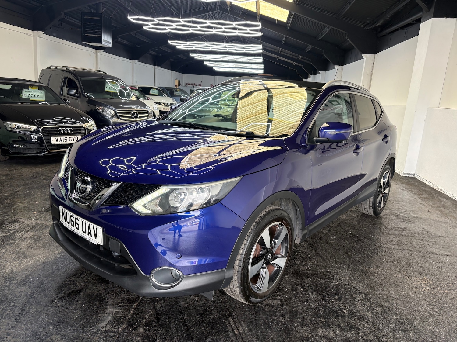 Used Nissan Qashqai 2016 for sale - 77988485: Photo 3