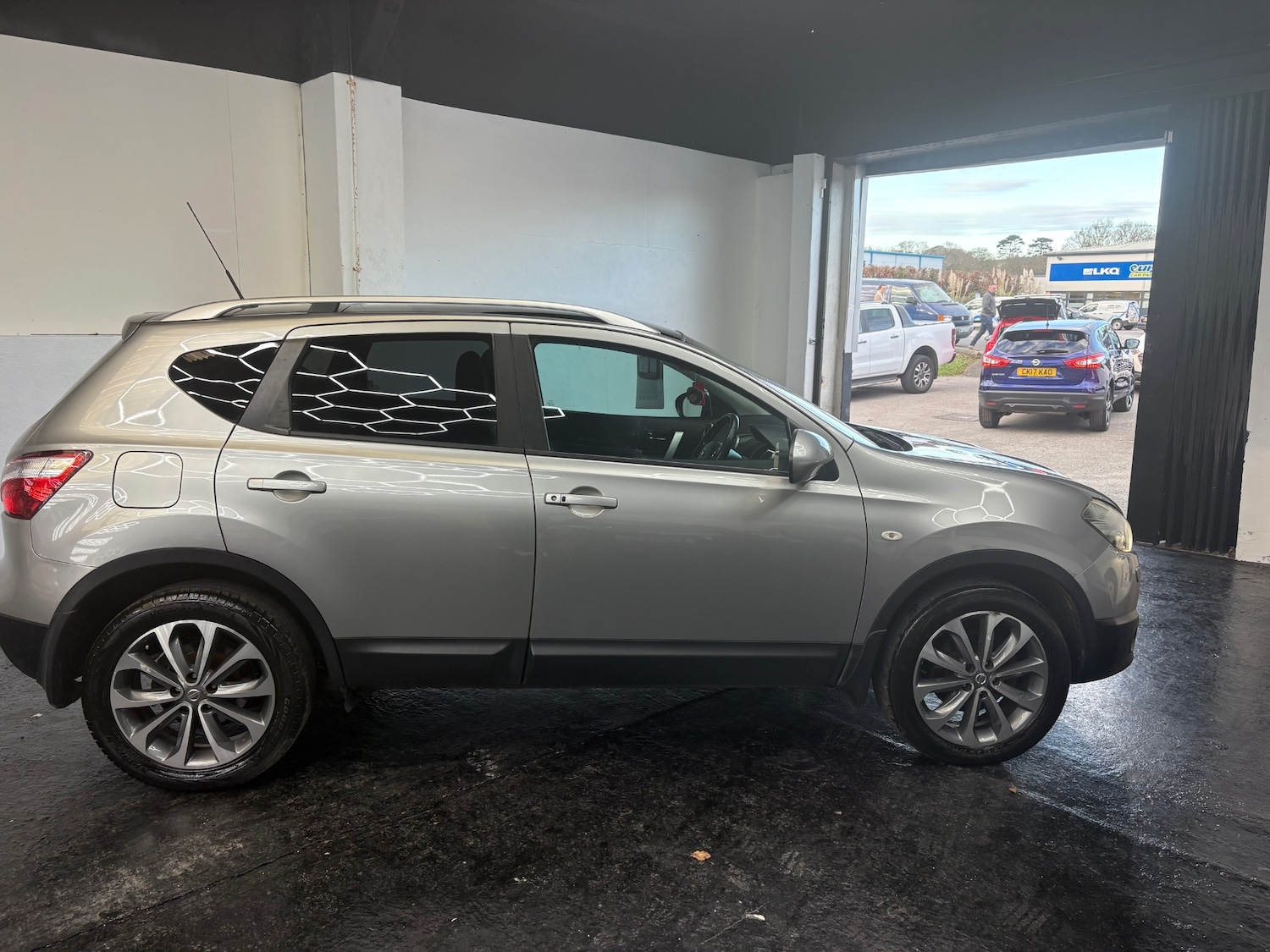 Used Nissan Qashqai 2011 for sale - 77055143: Photo 4