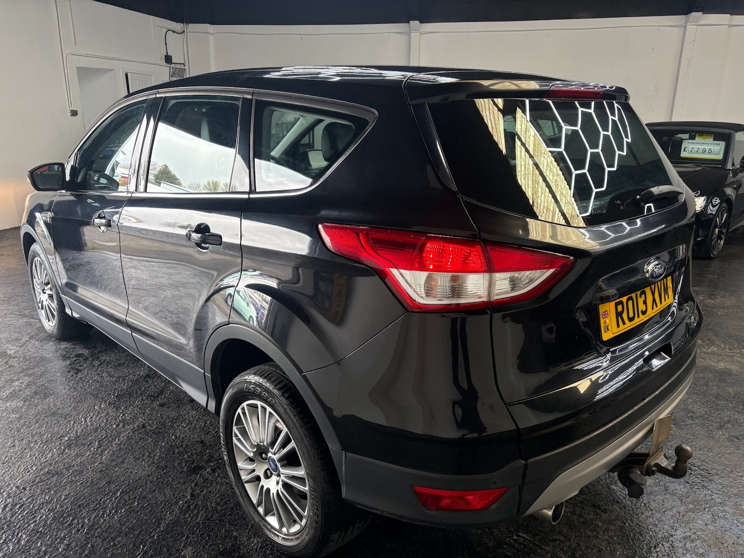 Used Ford Kuga 2013 for sale - 78018107: Photo 3