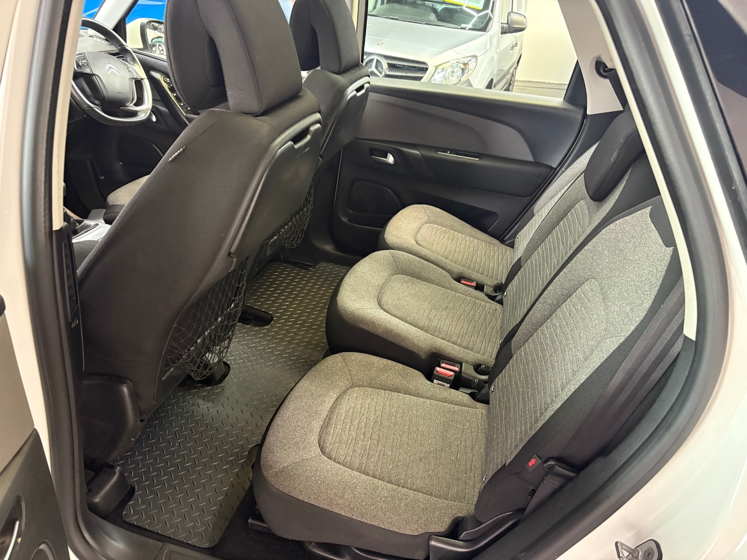 Used Citroen C4 Picasso 2015 for sale - 77778882: Photo 11