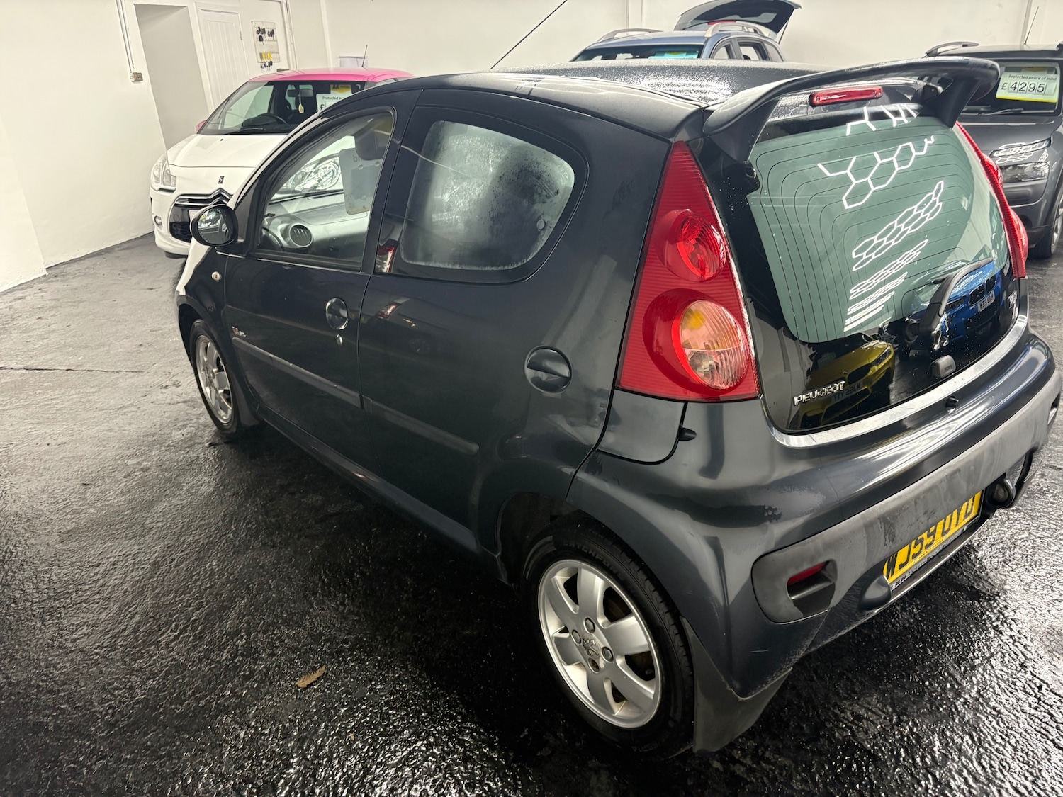 Used Peugeot 107 2009 for sale - 76960360: Photo 9