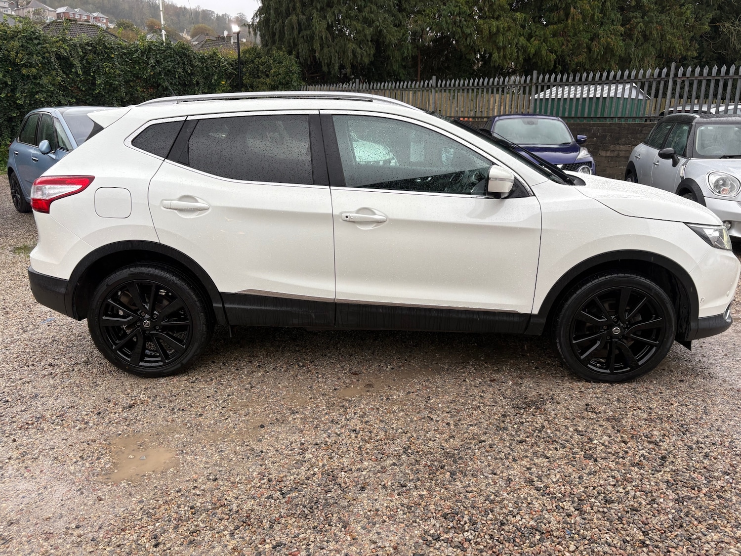 Used Nissan Qashqai 2014 for sale - 76577518: Photo 2