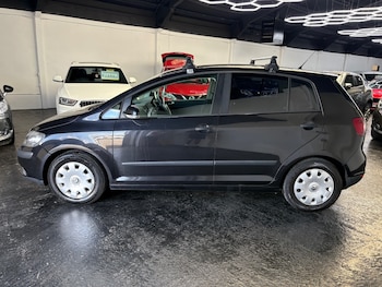 Used Volkswagen Golf Plus 2005 for sale - 78424196: Photo