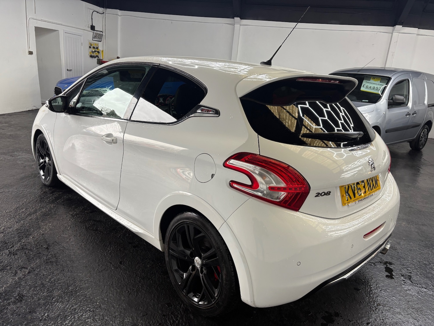 Used Peugeot 208 2013 for sale - 77591471: Photo 7