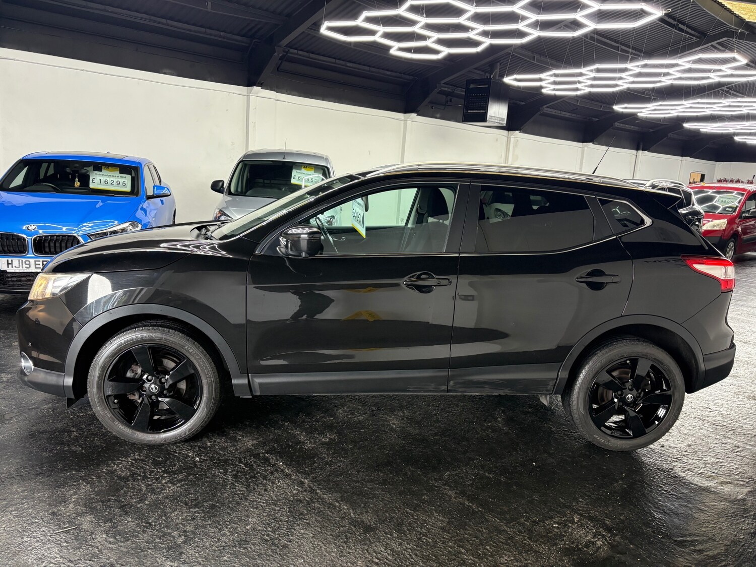 Used Nissan Qashqai 2015 for sale - 77688359: Photo 12