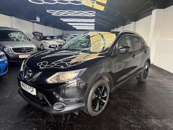 Used Nissan Qashqai 2015 for sale - 77688359: Photo