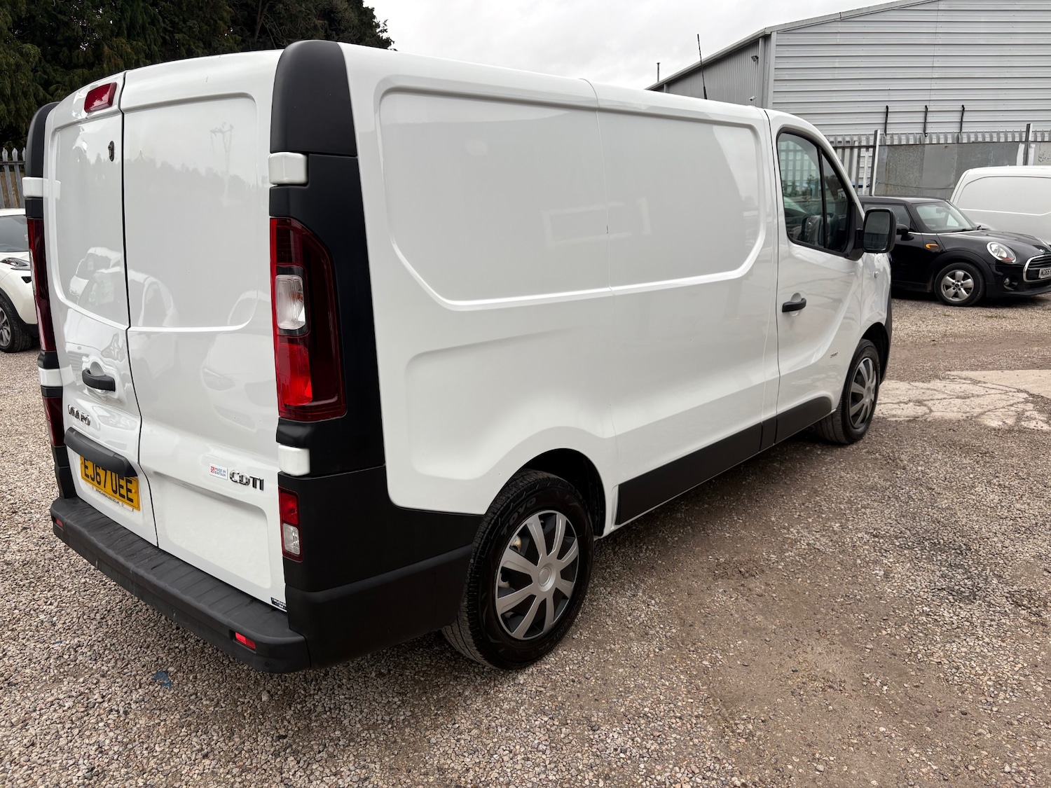 Used Vauxhall Vivaro 2018 for sale - 76418618: Photo 3