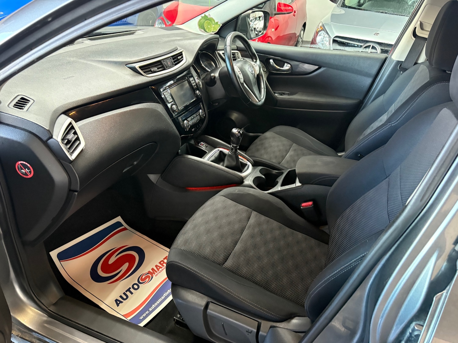 Used Nissan Qashqai 2015 for sale - 77555363: Photo 11