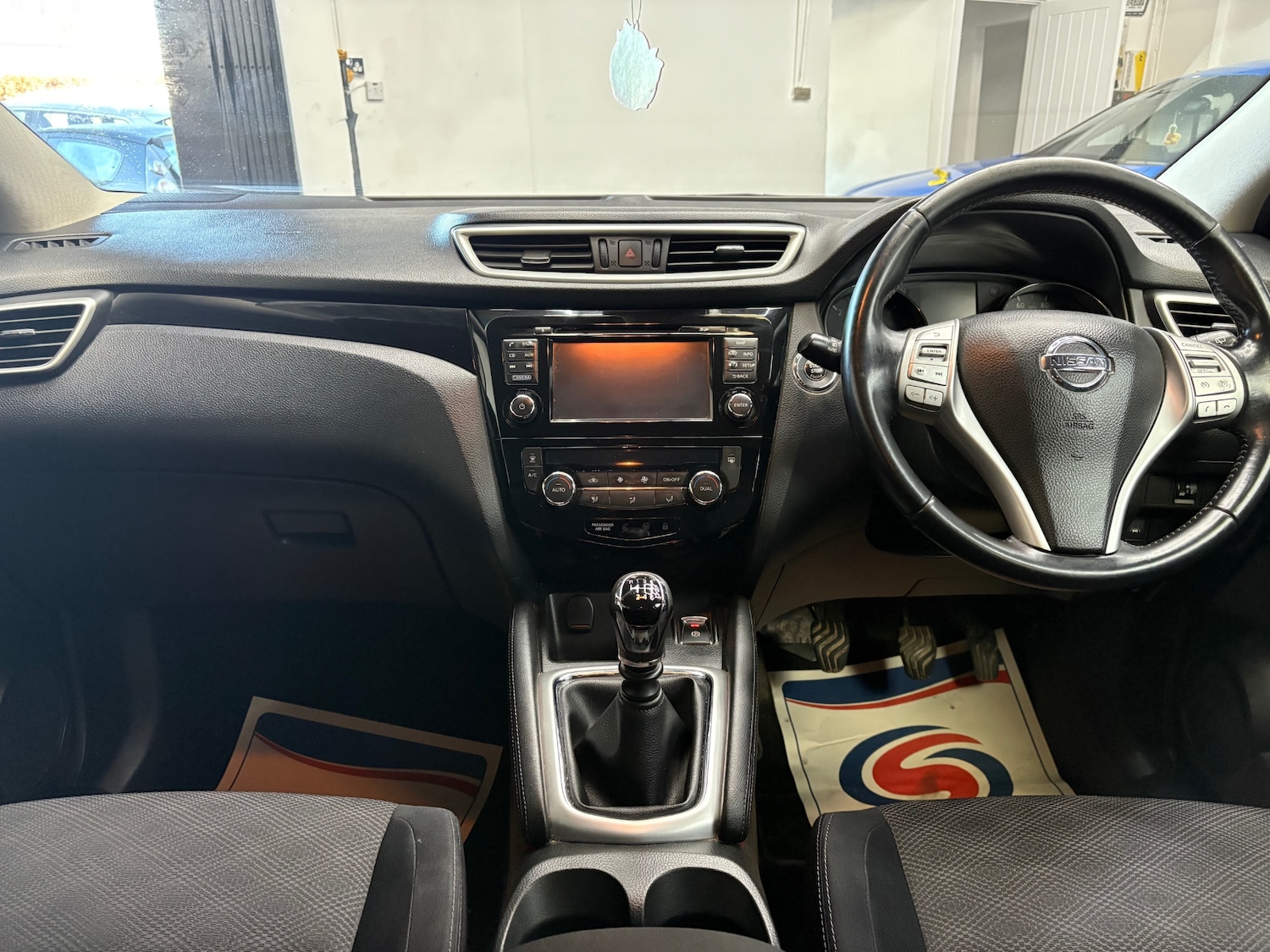 Used Nissan Qashqai 2015 for sale - 77555363: Photo 12