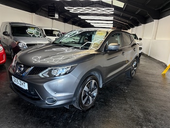 Used Nissan Qashqai 2015 for sale - 77555363: Photo