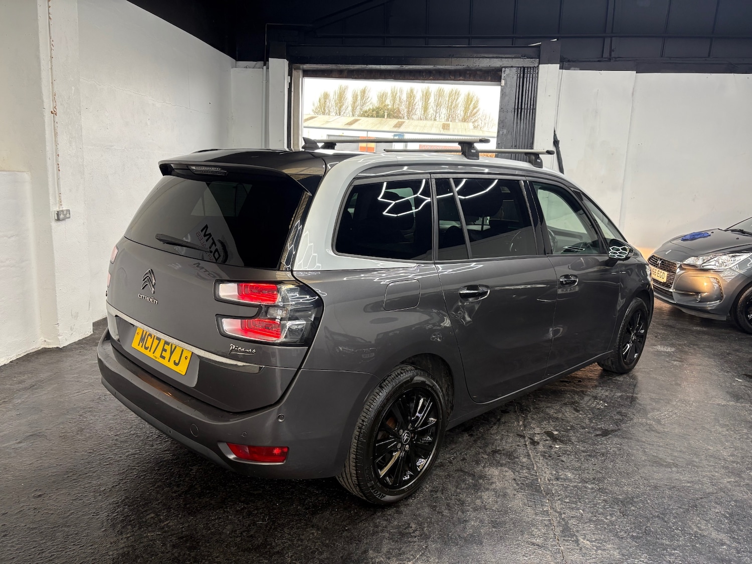 Used Citroen Grand C4 Picasso 2017 for sale - 78018110: Photo 5