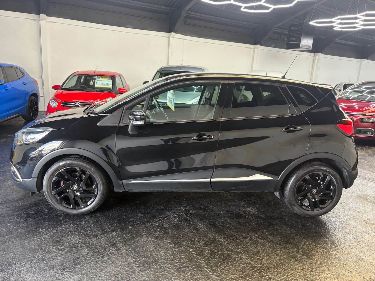 Used Renault Captur 2014 for sale - 77548146: Photo 4