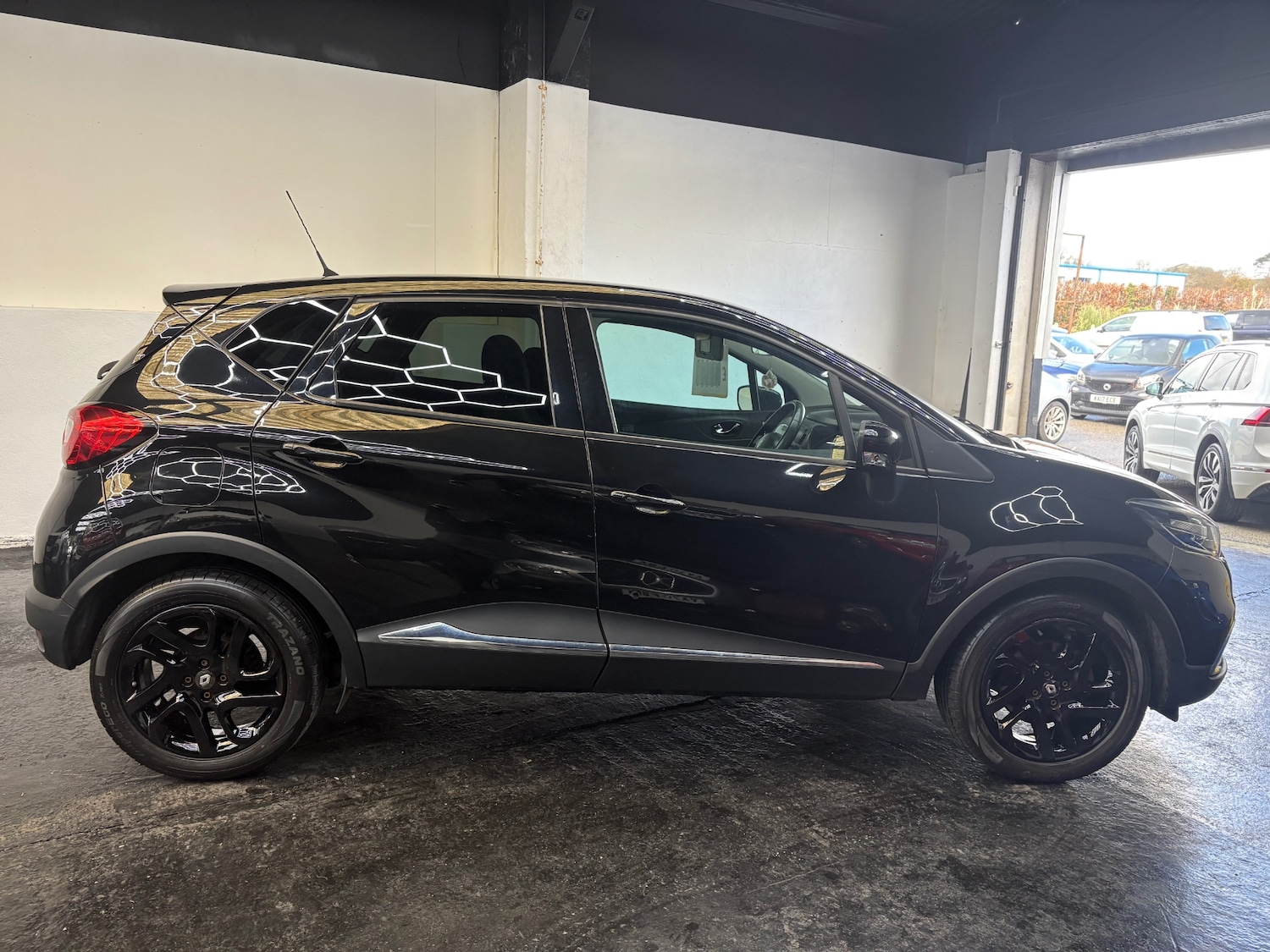 Used Renault Captur 2014 for sale - 77548146: Photo 8