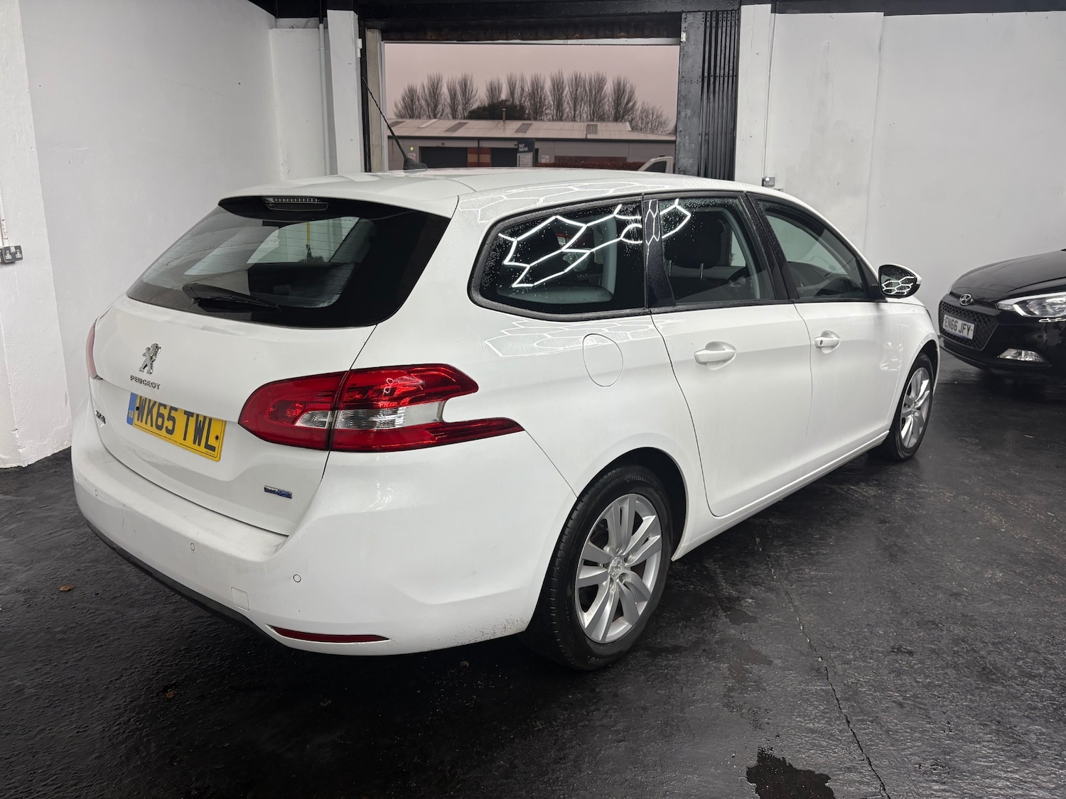 Used Peugeot 308 2015 for sale - 77206851: Photo 5