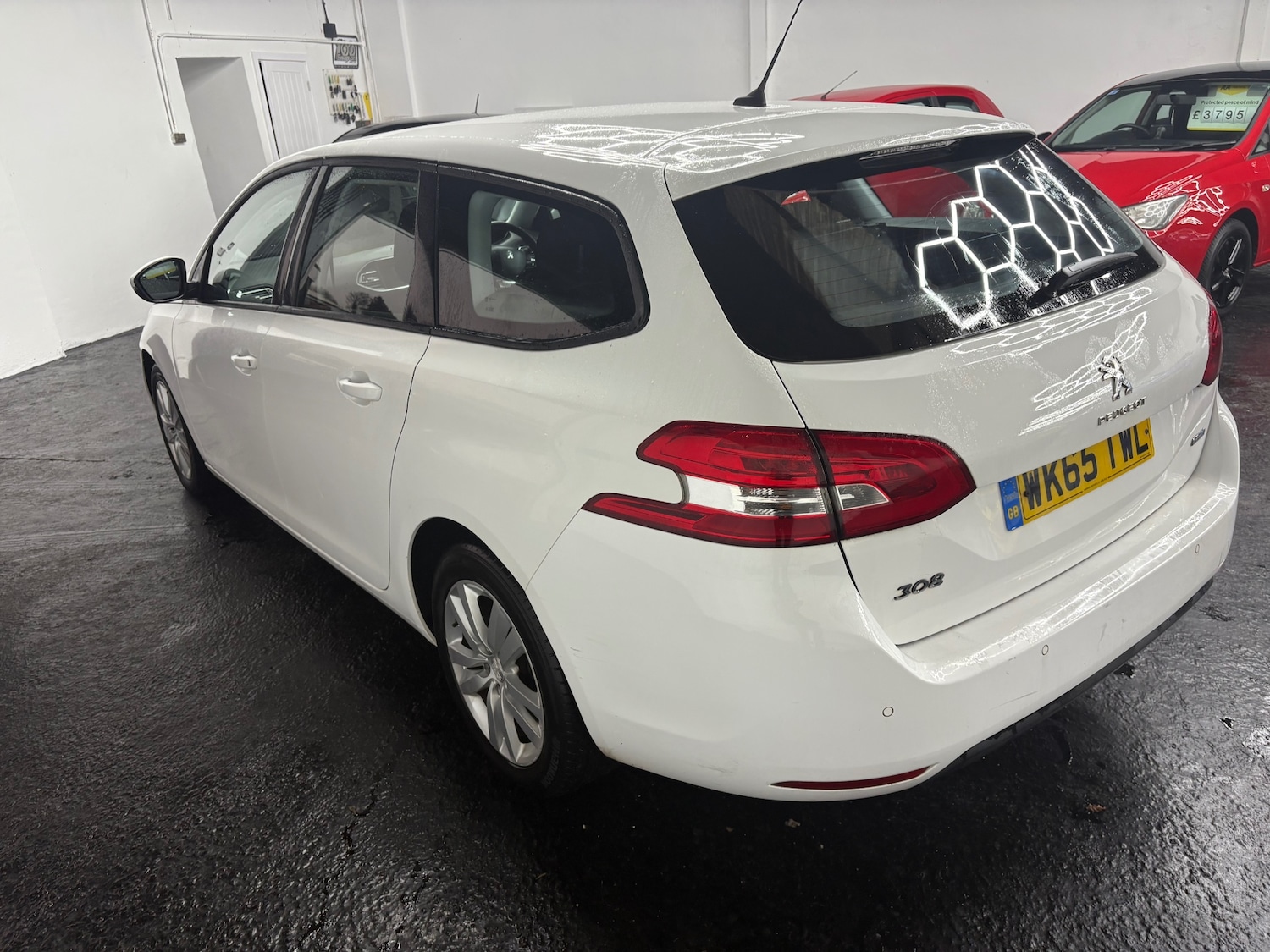 Used Peugeot 308 2015 for sale - 77206851: Photo 7