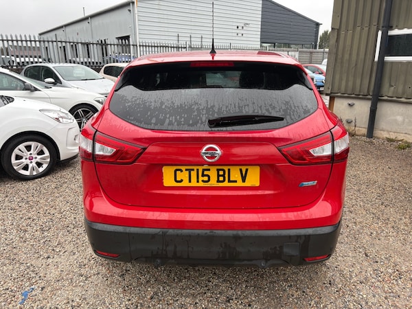 Used Nissan Qashqai 2015 for sale - 76156825: Photo 4