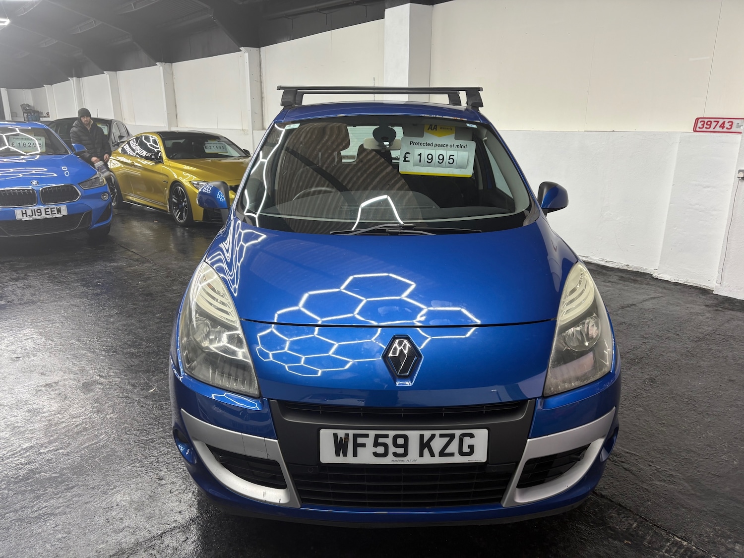 Used Renault Scenic 2009 for sale - 77077629: Photo 2