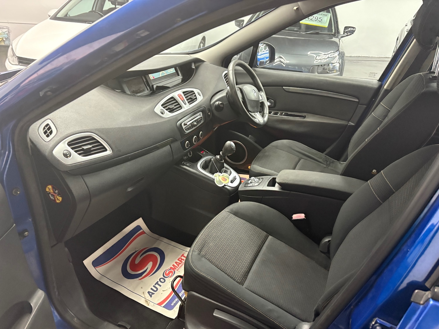 Used Renault Scenic 2009 for sale - 77077629: Photo 7