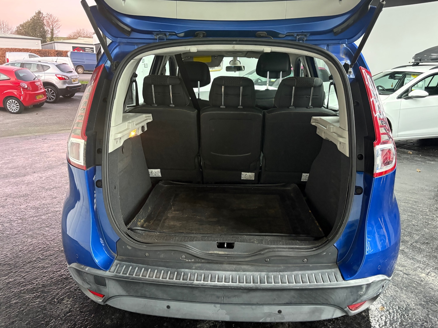 Used Renault Scenic 2009 for sale - 77077629: Photo 9