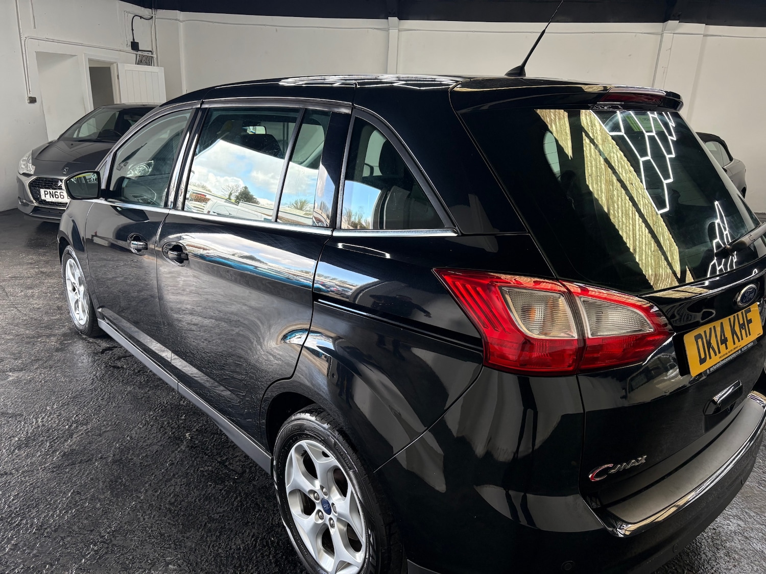 Used Ford Grand C-Max 2014 for sale - 78018467: Photo 3