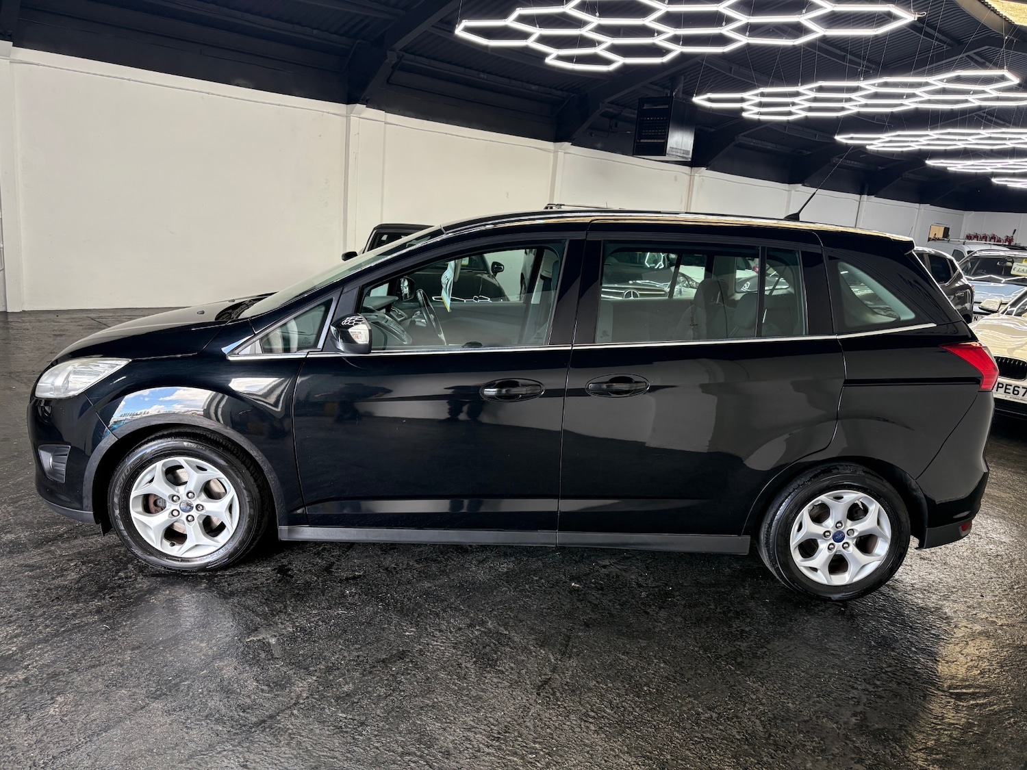 Used Ford Grand C-Max 2014 for sale - 78018467: Photo 6