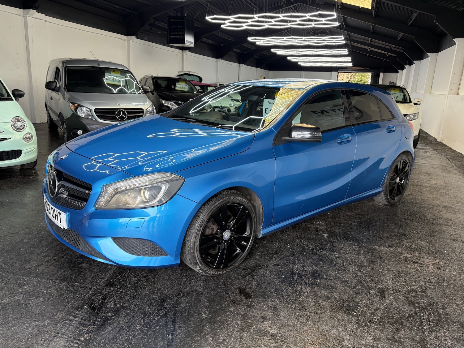 Used Mercedes-Benz A-Class 2013 for sale - 77864943: Photo 5