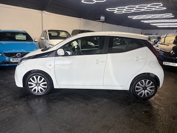 Used Toyota AYGO 2019 for sale - 78995435: Photo