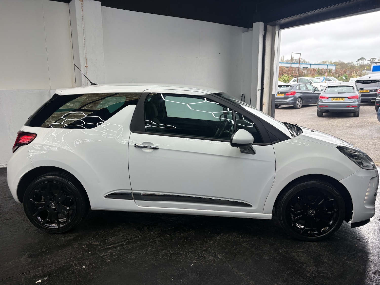 Used Citroen DS3 2012 for sale - 78155285: Photo 11