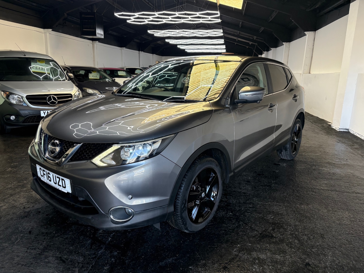 Used Nissan Qashqai 2016 for sale - 77918219: Photo 3