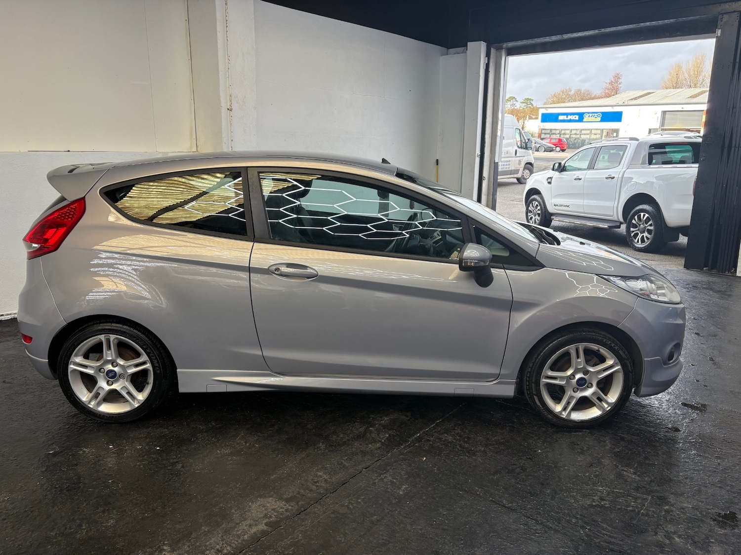 Used Ford Fiesta 2012 for sale - 77420306: Photo 9